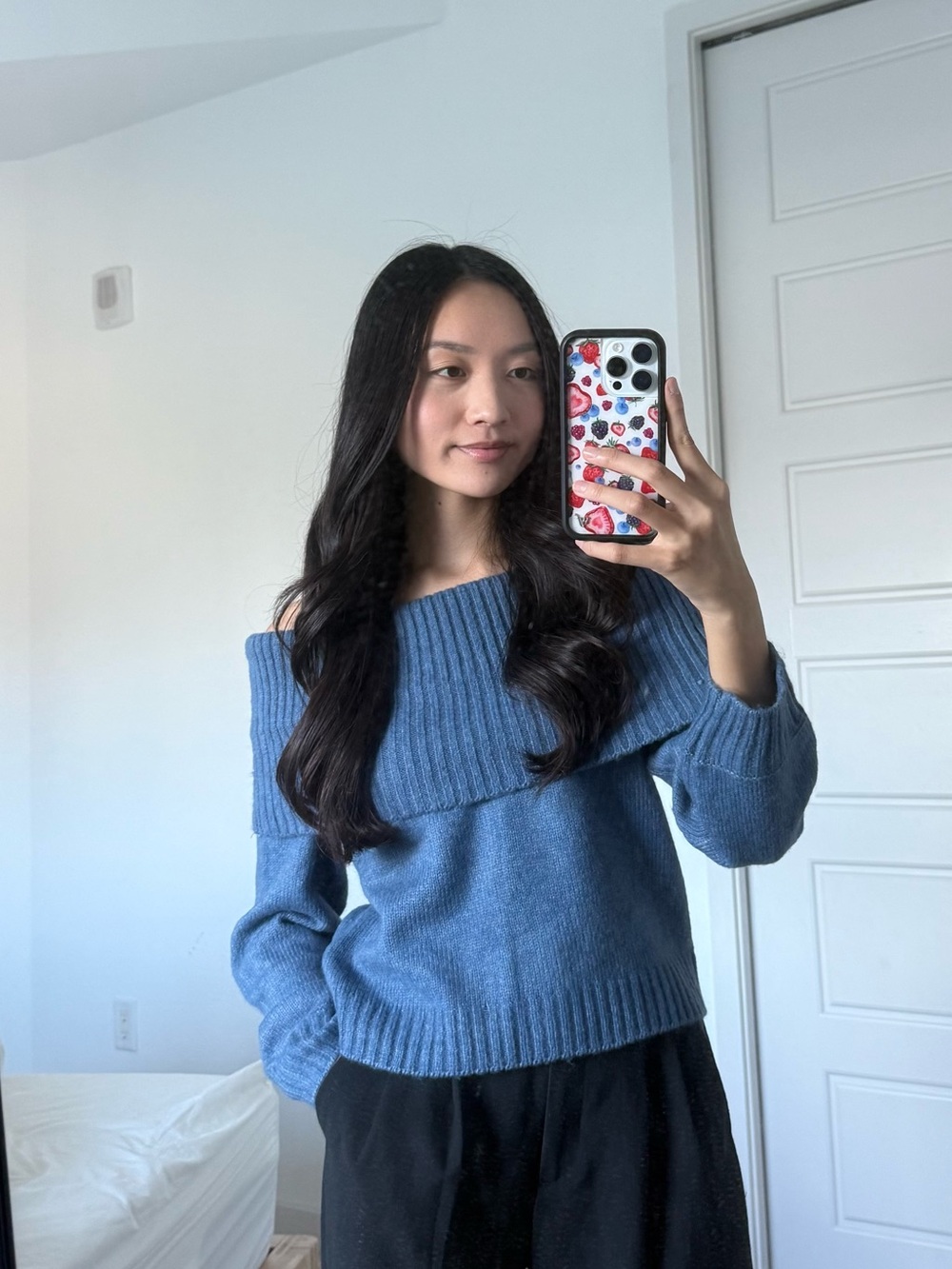 Abercrombie & Fitch Off-Shoulder Ribbed Knit Sweater Blue